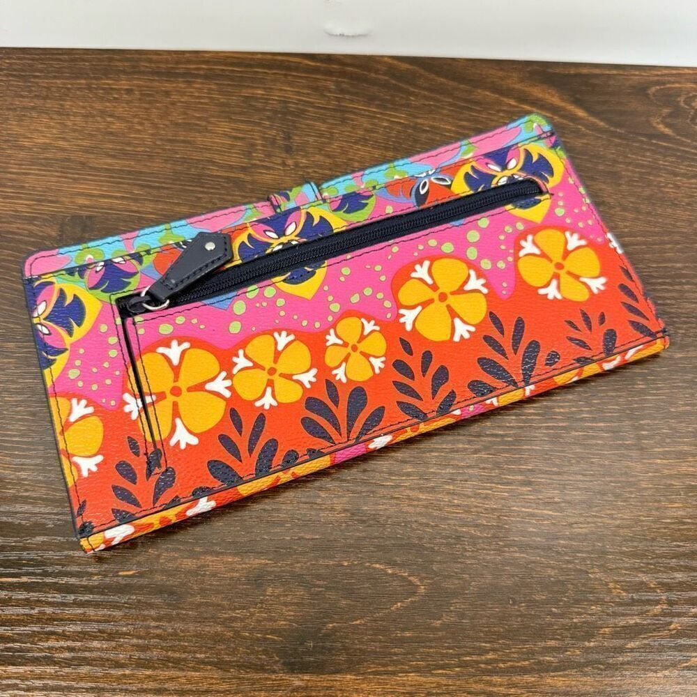 Vera Bradley Rio Stripe Multi-Color Vinyl Wallet clutch NWOT - Picture 3 of 6